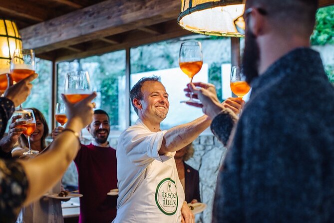 Florence Sunset Food Tour with Wine & Dine at a Tuscan farmhouse - Why this Florence evening works so well