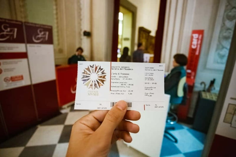 Florence: Timed Entrance Ticket to Michelangelo’s David - Entering the Accademia with a timed ticket