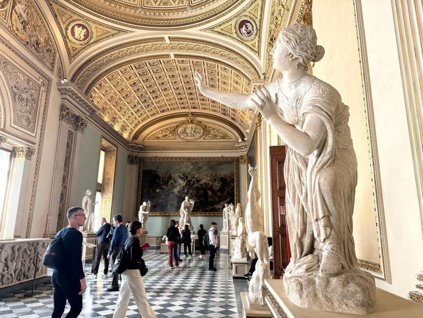 Florence: Uffizi Gallery Reserved-Entry VIP Tour - Leonardo’s drawings and paintings