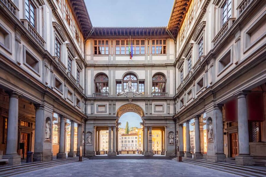 Florence: Uffizi Guided Tour with Skip-the-Line Entry Ticket - What the strongest guides do well