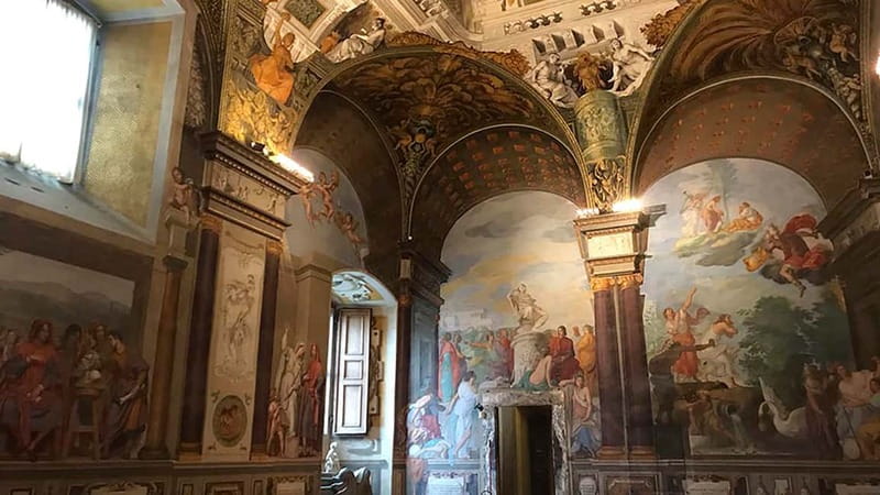 Florence: Uffizi, Pitti, Boboli and 7 Attractions 5-Day Pass - Pitti Palace and the Medici world across the river