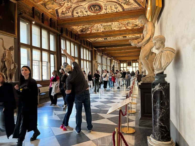 Florence: Uffizi Skip-the-Line Ticket & Digital Audio Guide - Entering the Uffizi with a timed ticket