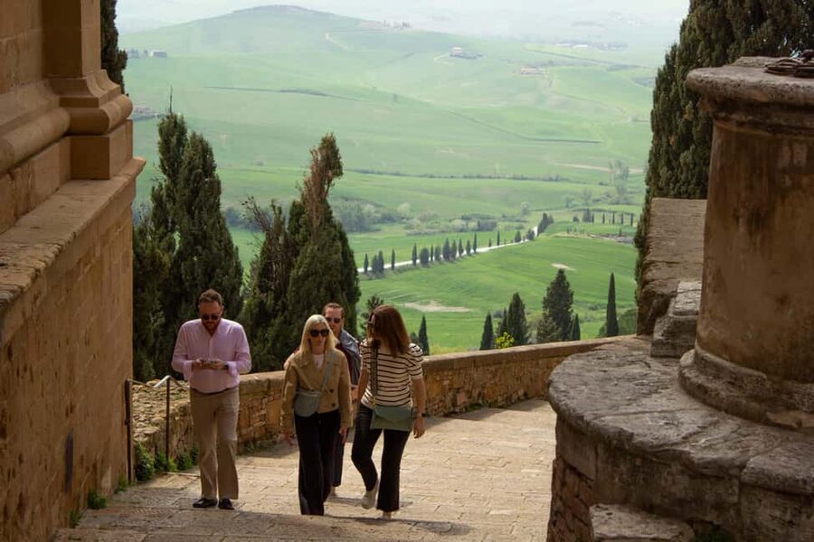 Florence: Valdorcia Wine, Brunello Montalcino, Montepulciano - Guides, driving, and the small-group advantage