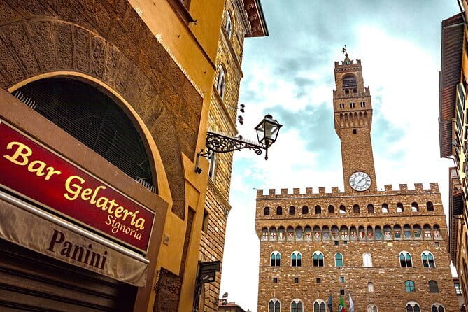 Florence Walking Tour - Porcellino and the route through Florence’s old center