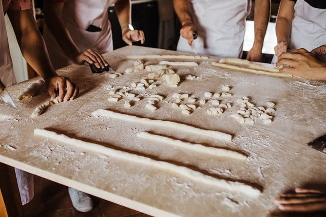 Francy's Pasta & Gnocchi on Top of Florence Hills - Leaving Florence for a 16th-century villa