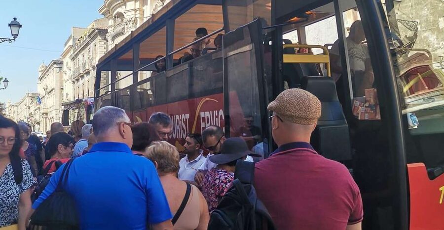 From Catania: Etna tour by Panoramic Bus - Etna Sud and the 1983 eruption