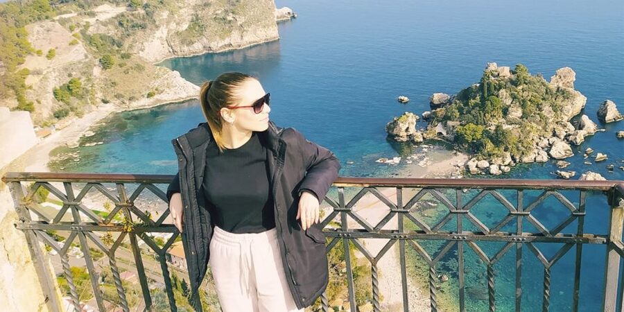 From Catania: Full-Day Mount Etna and Taormina Tour - The optional cable car and 4x4 ride