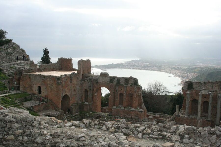 From Catania: Guided Tour of Mount Etna and Taormina - Practical Tips for a Better Etna Day