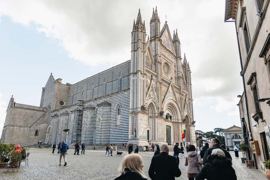 From Florence: Orvieto and Perugia Tour with Church Visits - Santa Maria degli Angeli and the Porziuncola