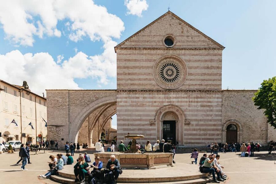 From Florence: Orvieto and Perugia Tour with Church Visits - Is $109 a fair price?