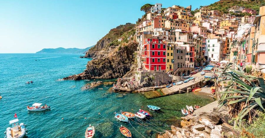 From Florence: Seaside Beauty Day Trip to Cinque Terre - Vernazza and its natural harbor