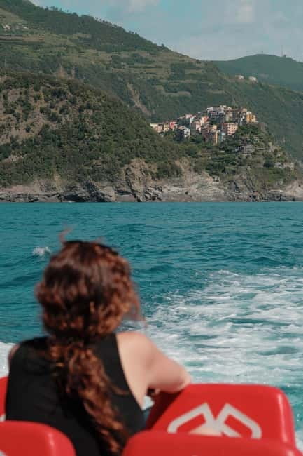 From La Spezia: Cinque Terre Boat Tour - Riomaggiore and the first Cinque Terre views