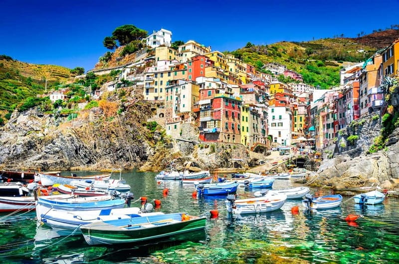 From La Spezia: Cinque Terre Small Group Tour with Limoncino - Vernazza: the postcard opening