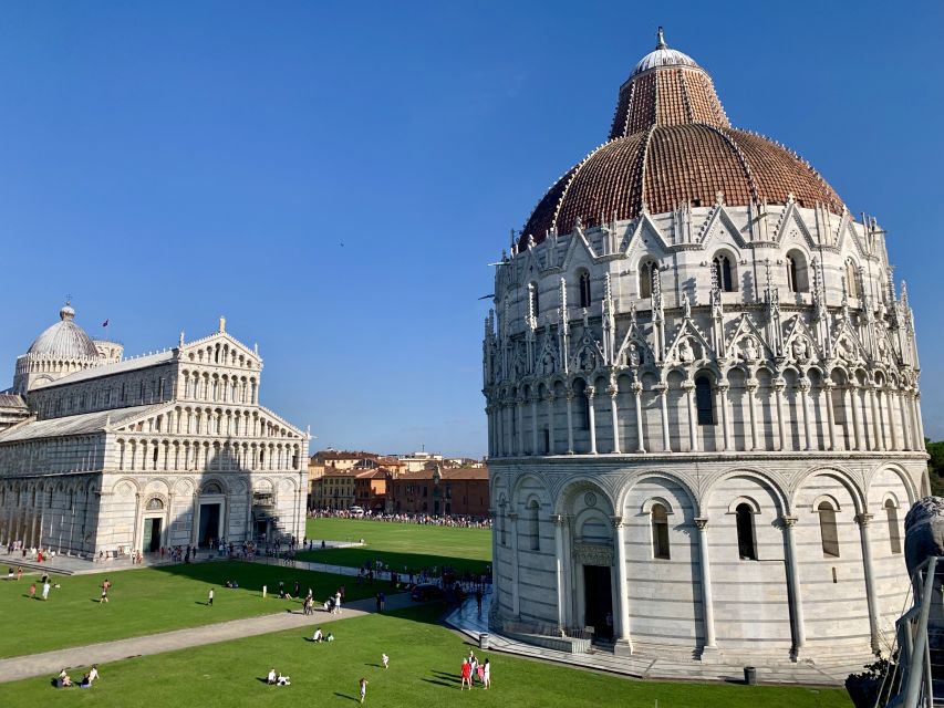 From La Spezia: Round-Trip to Pisa Cruise Shore Excursion - Walking from the coach to Piazza dei Miracoli
