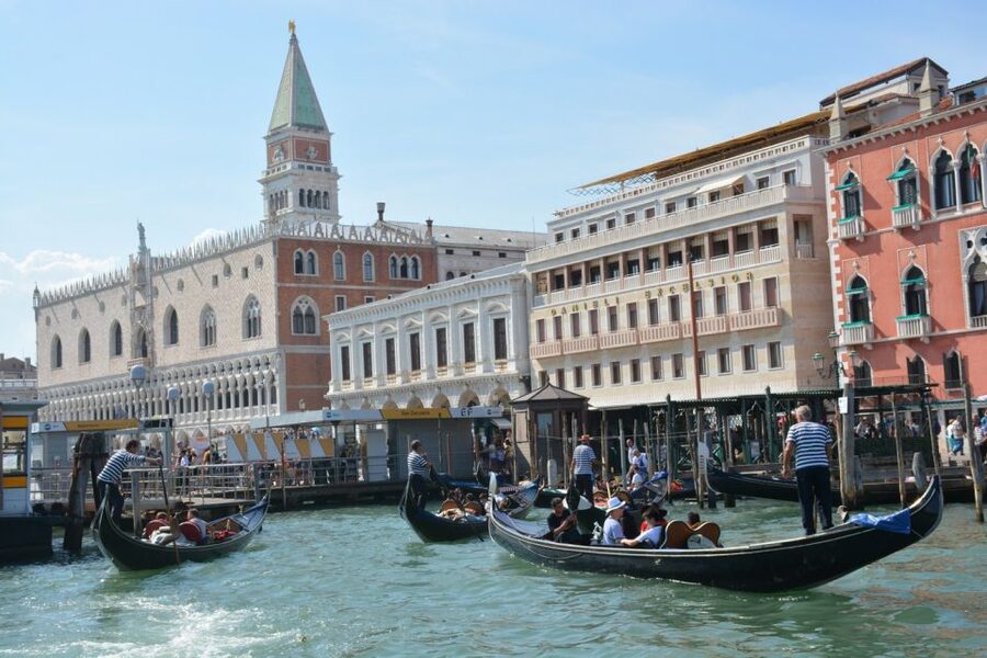 From Lake Garda: Full-Day Guided Group Tour of Venice - Who will enjoy this trip most