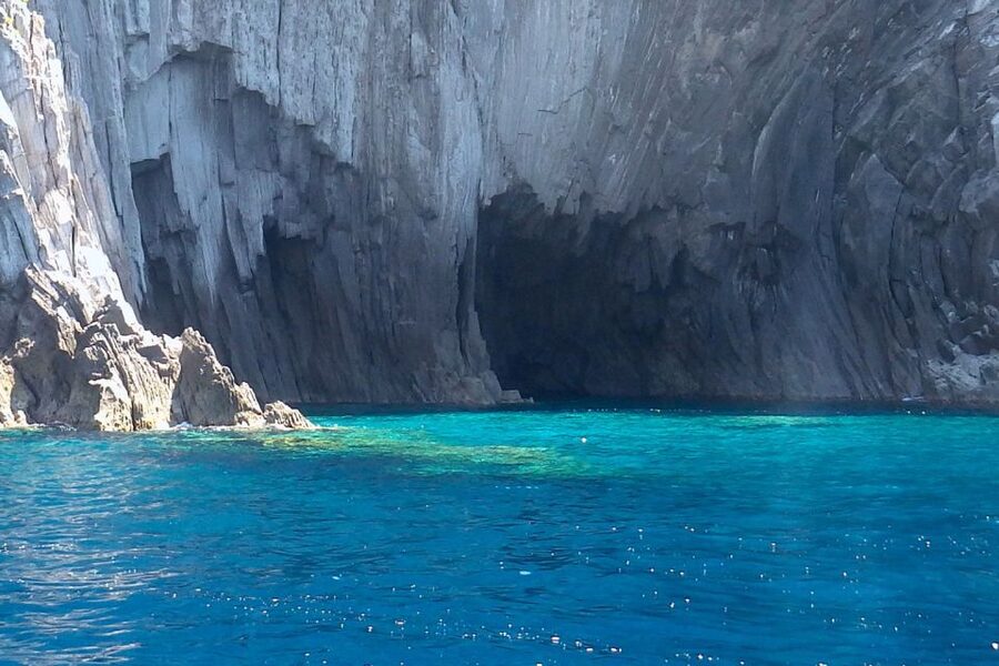 From Lipari: Panarea and Stromboli Cruise with Stops - Leaving Lipari with views of Monte Rosa