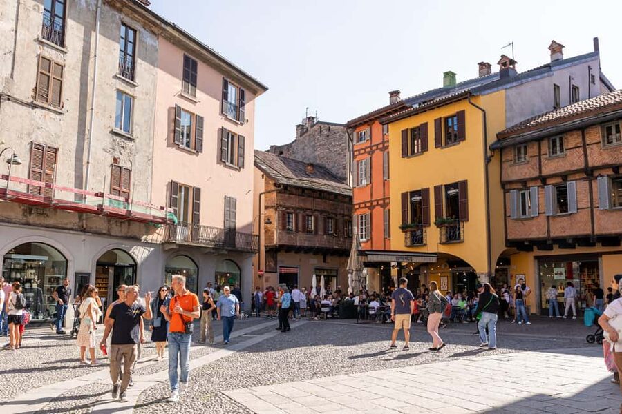 From Milan: Como & Bellagio Day Tour & Scenic Lake Cruise - Bellagio: steep lanes, lake views, and lunch