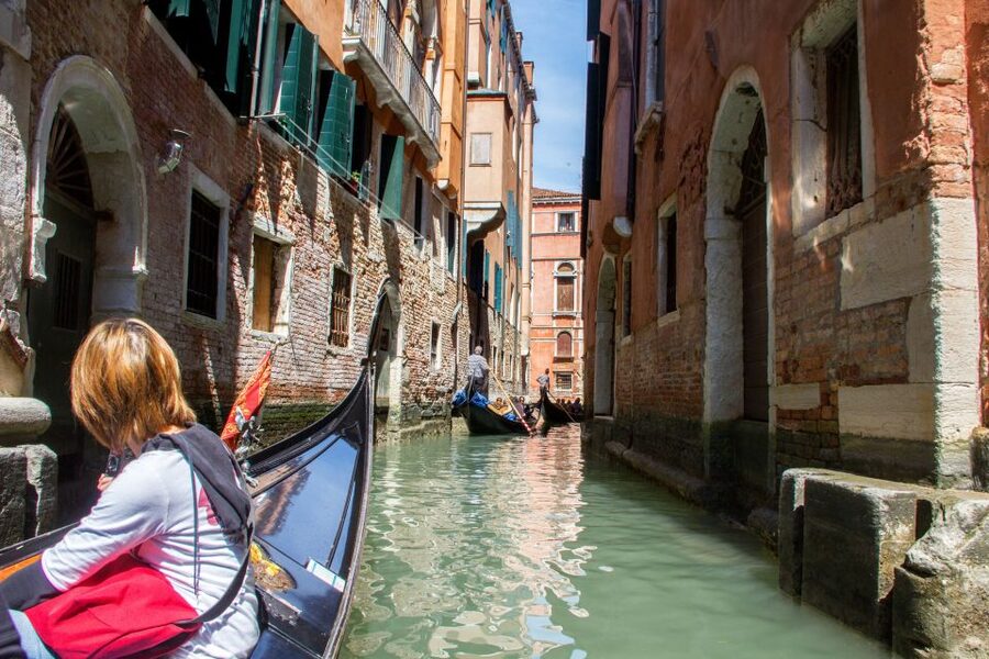 From Milan: Day Trip to Venice with Guided City Tour - St. Mark’s Square and the Doge’s Palace