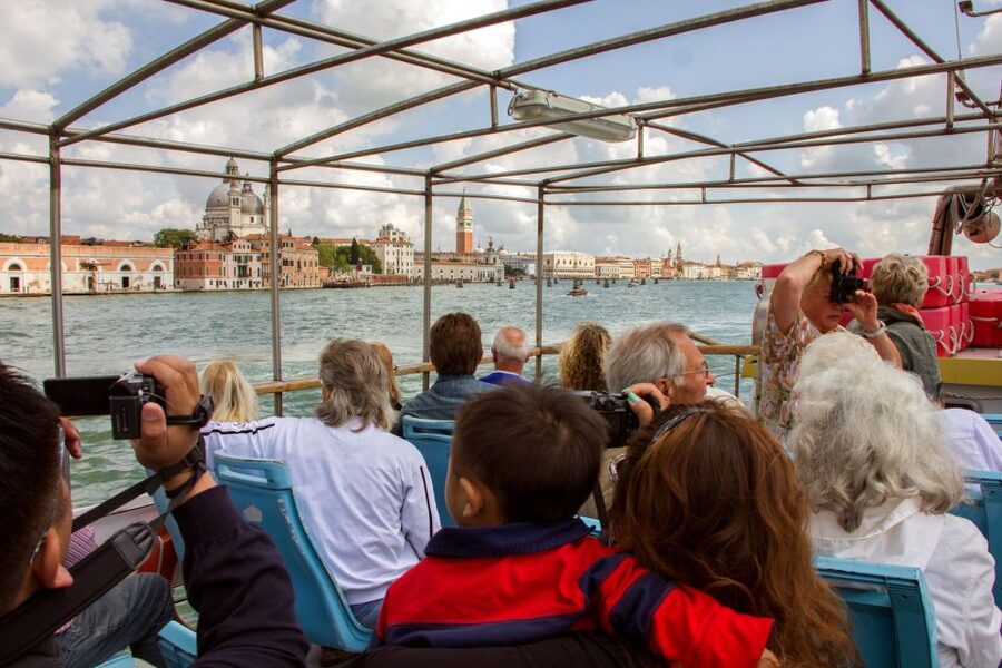 From Milan: Day Trip to Venice with Guided City Tour - Leaving Milan from the Visitor Center