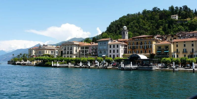 From Milan: Lake Como & Bellagio DayTour with Private Cruise - Como’s cathedral and old streets