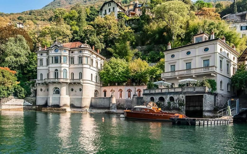From Milan: Lake Como & Bellagio DayTour with Private Cruise - From Milan to Como by air-conditioned coach