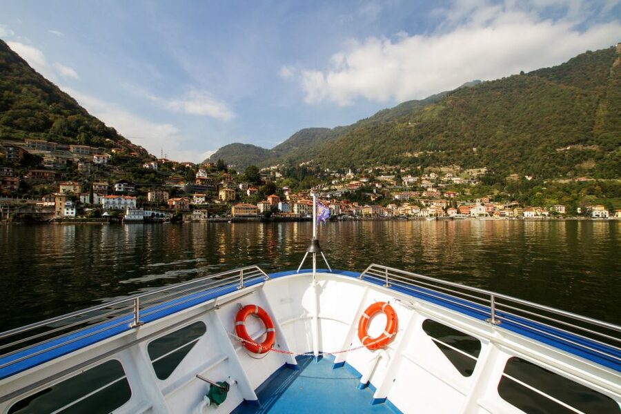 From Milan: Lake Como, Bellagio & Varenna with Private Boat - Guides make a practical difference