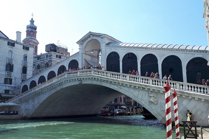 From Milan: Venice Full-Day Guided Tour With Boat Ride - Rialto Bridge and Venice’s famous views