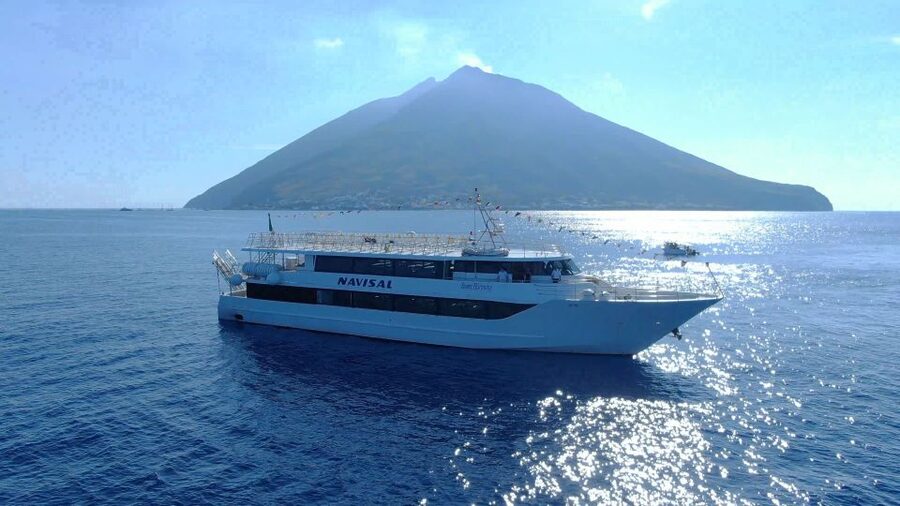 From Milazzo: Panarea & Stromboli Cruise Excursion - From Milazzo to Panarea by sea