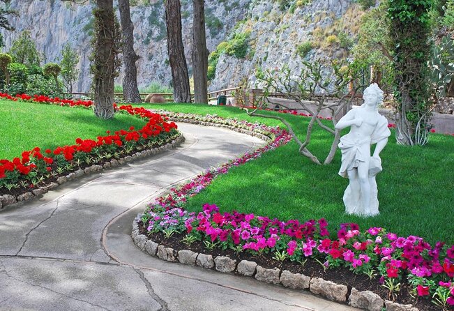 From Naples: Capri and Anacapri Small Group Tour + Ferry - Capri town and the Piazzetta