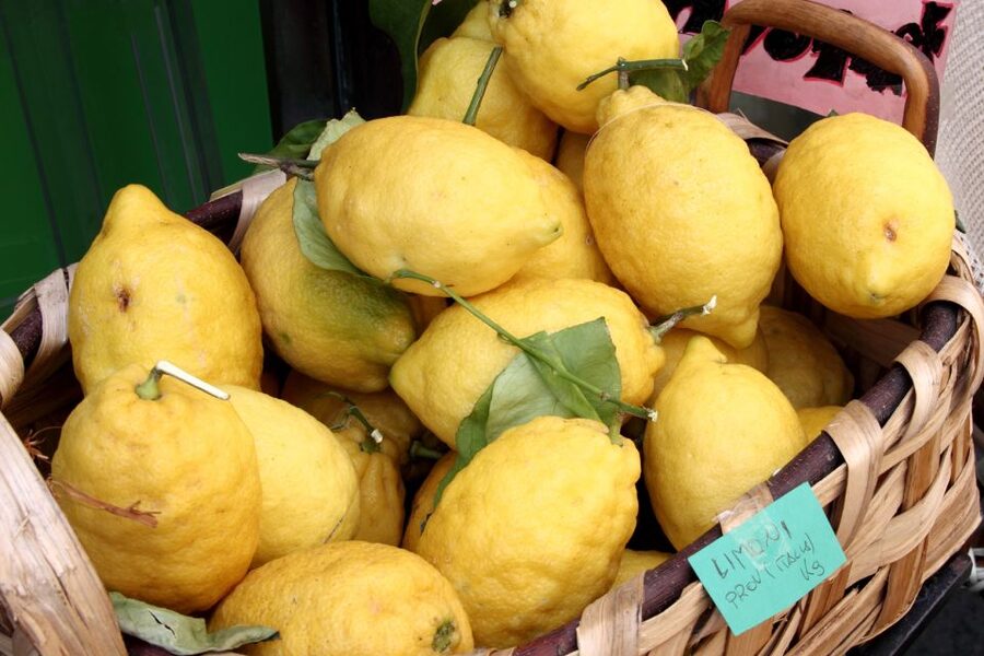 From Naples: Full-Day Capri Island and Blue Grotto Tour - What lunch really means on this tour