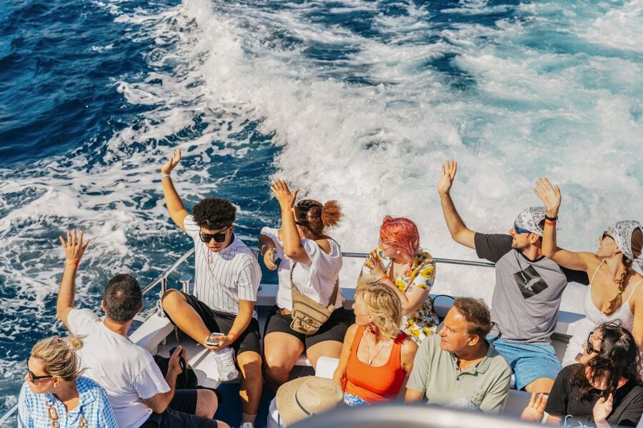 From Naples: Gulf of Naples & Capri Sightseeing Boat Tour - Cruising from Marina Grande around Capri