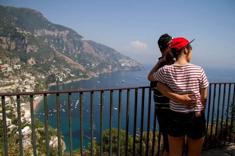 From Naples: Pompeii & Amalfi Coast Full-Day Trip - Guides, languages, and group size