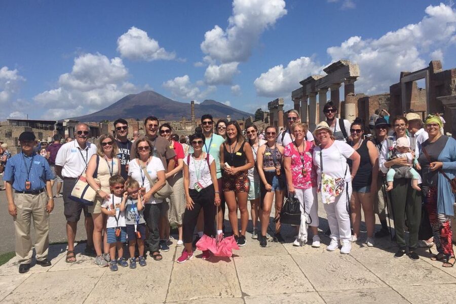 From Naples: Pompeii and Herculaneum Tour with Lunch - Guides, languages, and group size