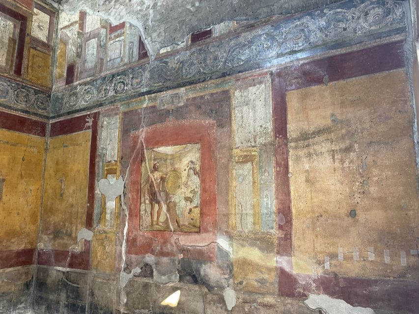 From Naples: Pompeii Guided Tour with Skip-the-Line Tickets - The two-hour Pompeii route