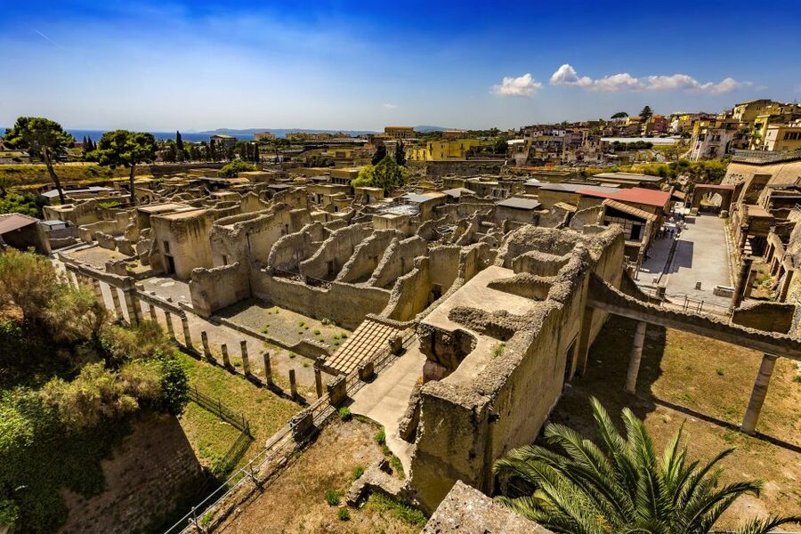 From Naples: Pompeii, Herculaneum, & Vesuvius Full-Day Tour - Should you book the Pompeii, Herculaneum, and Vesuvius tour?