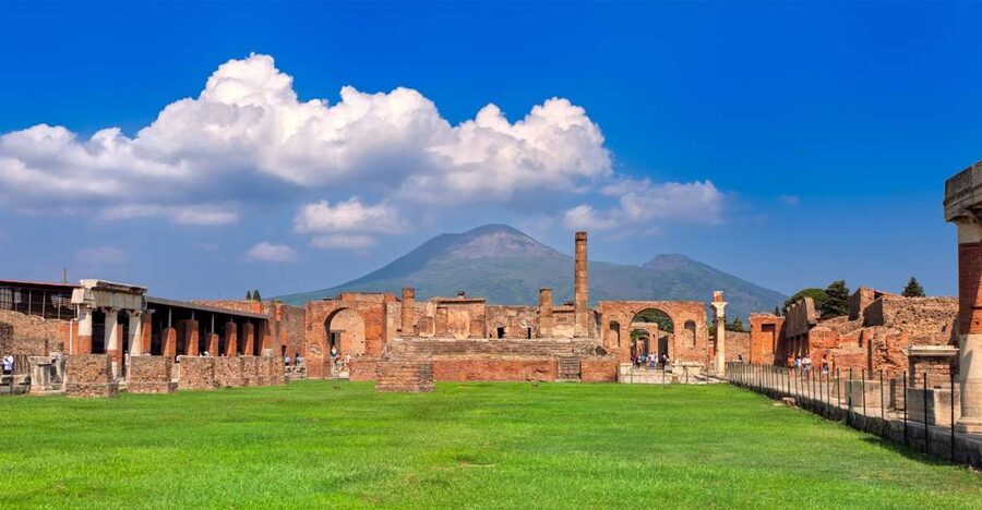 From Naples: Pompeii, Herculaneum, & Vesuvius Full-Day Tour - Climbing Vesuvius to the Great Cone
