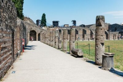 Pompeii Ruins & Mount Vesuvius Day Tour