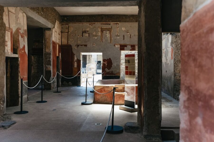 From Naples: Pompeii Ruins & Mount Vesuvius Day Tour - Live guides, audio guides, and language limits