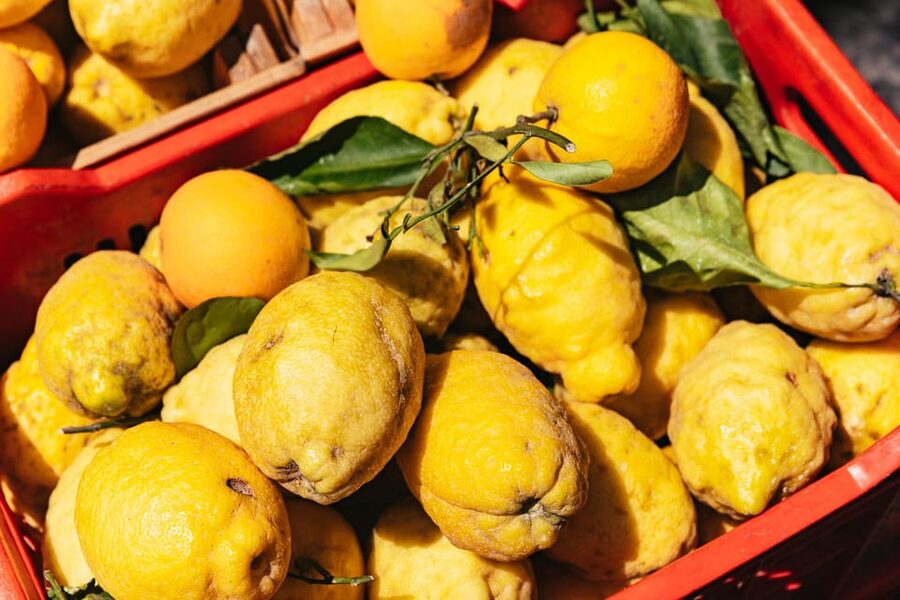 From Naples: Positano and Amalfi Boat Tour with Drinks - Why the coast looks better from a boat