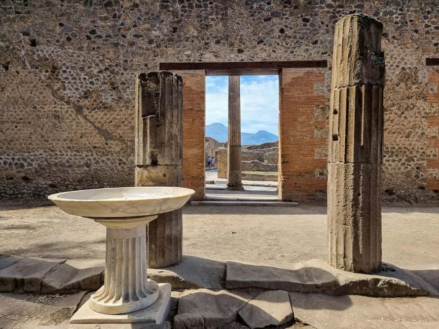 From Naples/Salerno: Pompeii, Sorrento, and Positano Tour - Pompeii in two hours
