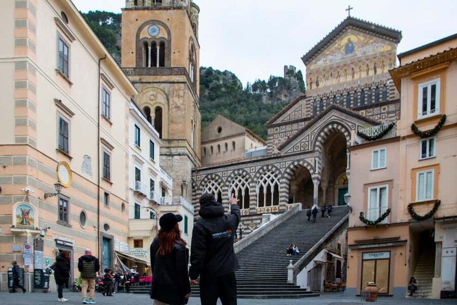 From Naples: Sorrento, Positano and Amalfi Full-Day Tour - Lunch changes the rhythm of the afternoon