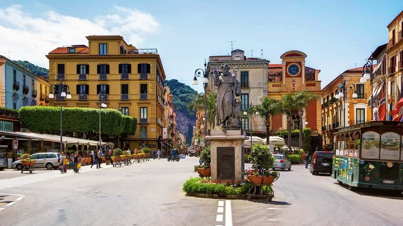 From Naples: Sorrento, Positano and Amalfi Tour - Positano: beautiful, but access is conditional