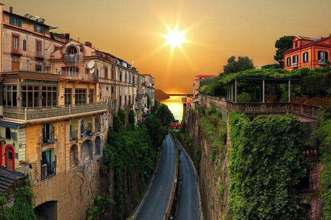 From Naples: Tour of the Amalfi Coast, Sorrento, and Pompeii - Crowds and seasons can change the whole day