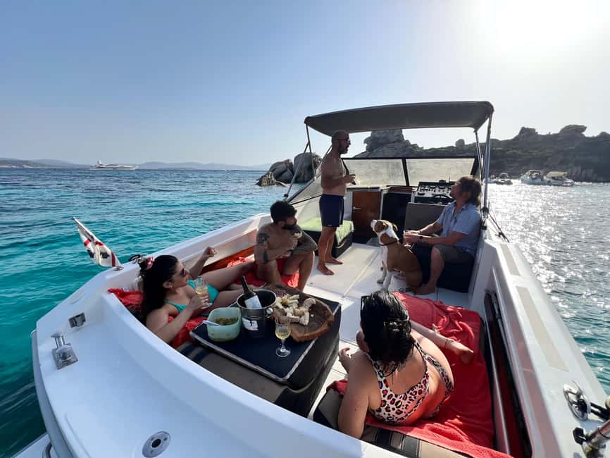 From Palau/La Maddalena: All inclusive Yacht Tour - Why this boat trip works so well in La Maddalena