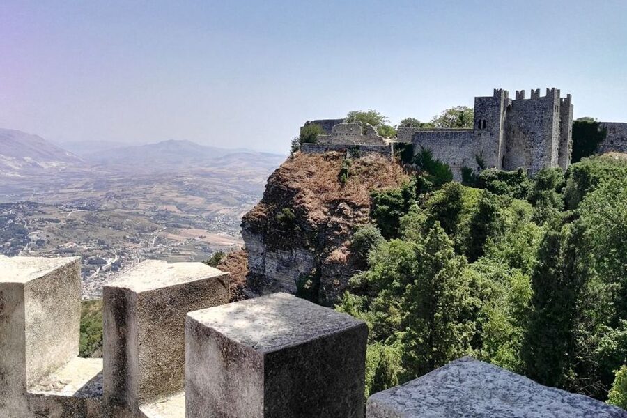 From Palermo: Erice, Salt Pans, and Segesta Day Trip - Segesta’s fifth-century temple and hilltop theater