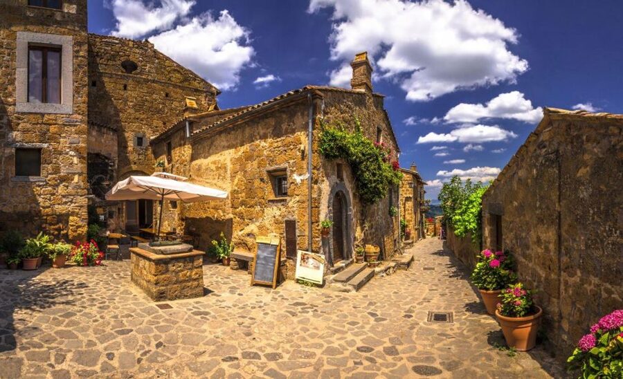 From Rome: Bagnoregio & Orvieto Day Trip with Wines & Lunch - Who will enjoy this trip most