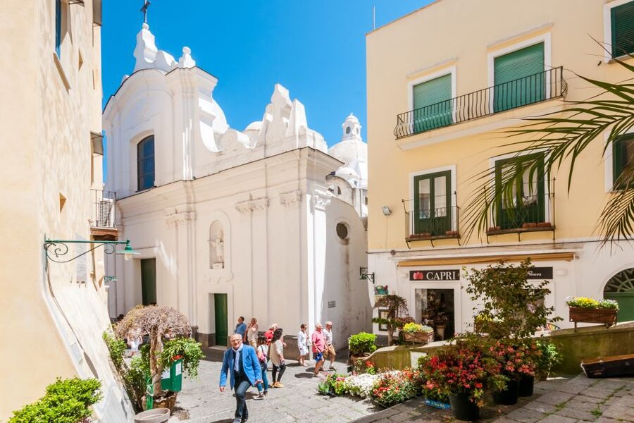From Rome: Capri Guided Day Trip with Blue Grotto - Making the most of roughly 2 hours and 40 minutes on Capri
