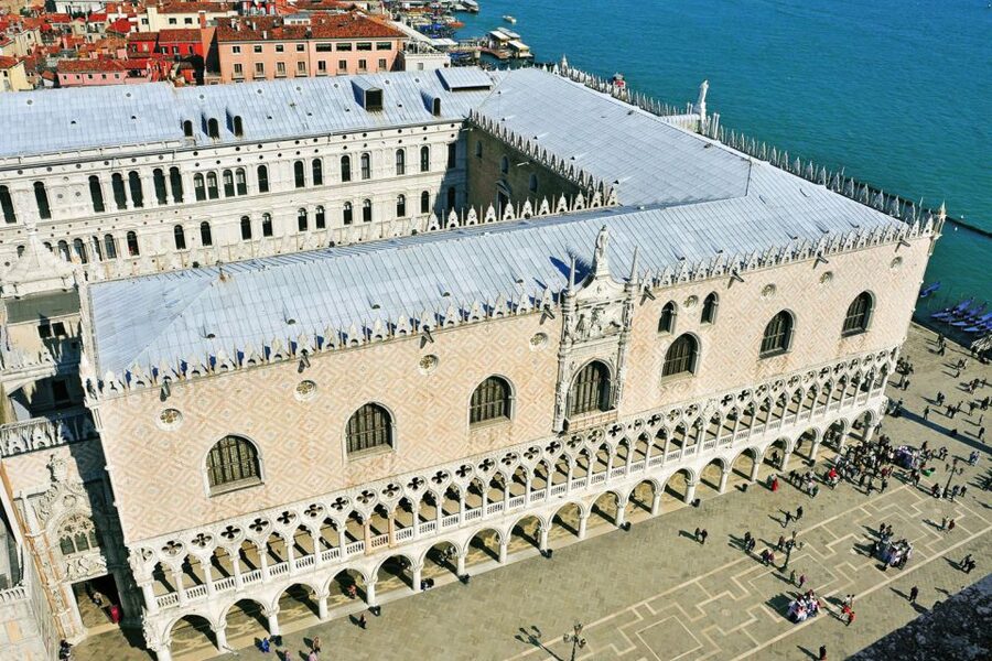From Rome: Day Trip to Venice by High-Speed Train - Meeting at Via Marsala before sunrise