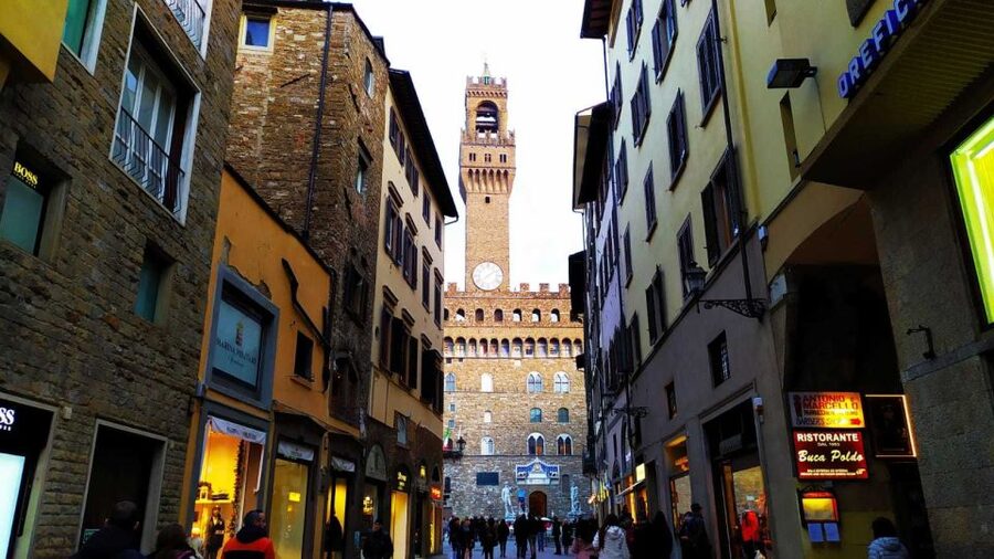 From Rome: Discover Florence and Pisa in a Full-Day Tour - What the small group changes