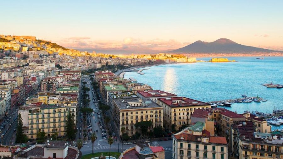 From Rome: Pompeii and Naples Day Trip by High-Speed Train - The city center in a short walk